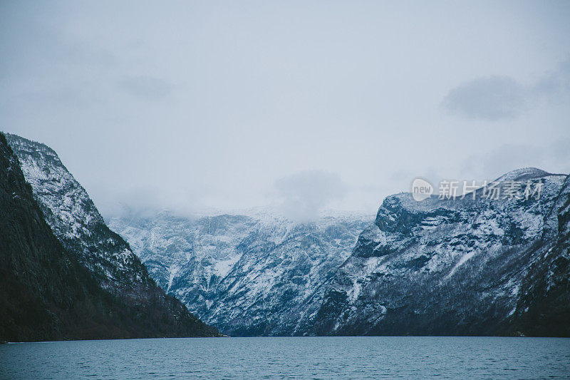 挪威冬季的n øyfjord